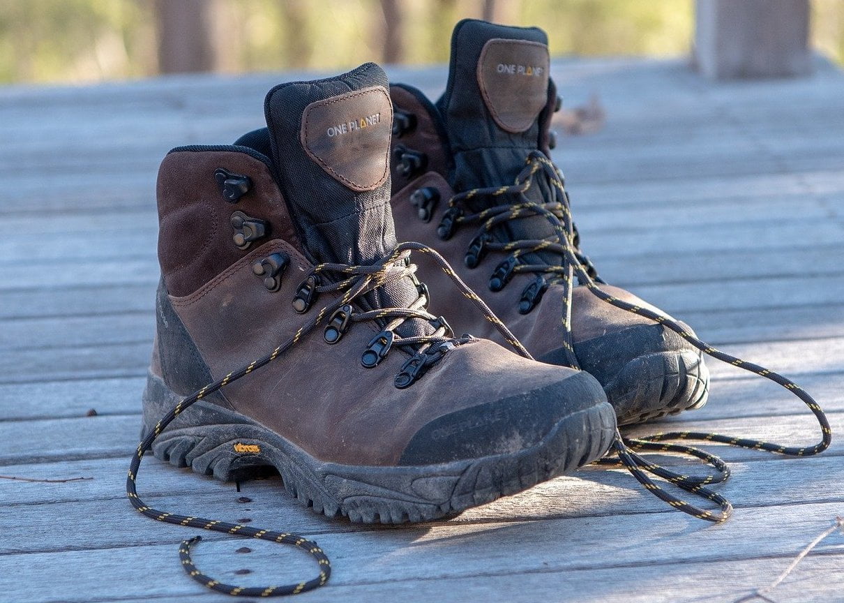 Tips on How to Make Steel Toe Boots More Comfortable - Best Boots Hub